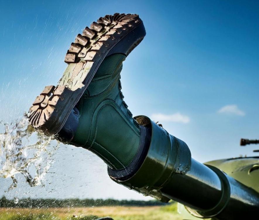Welly Tank2.jpg